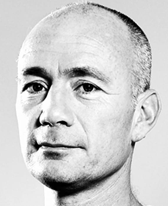 Avir Nir headshot in black and white