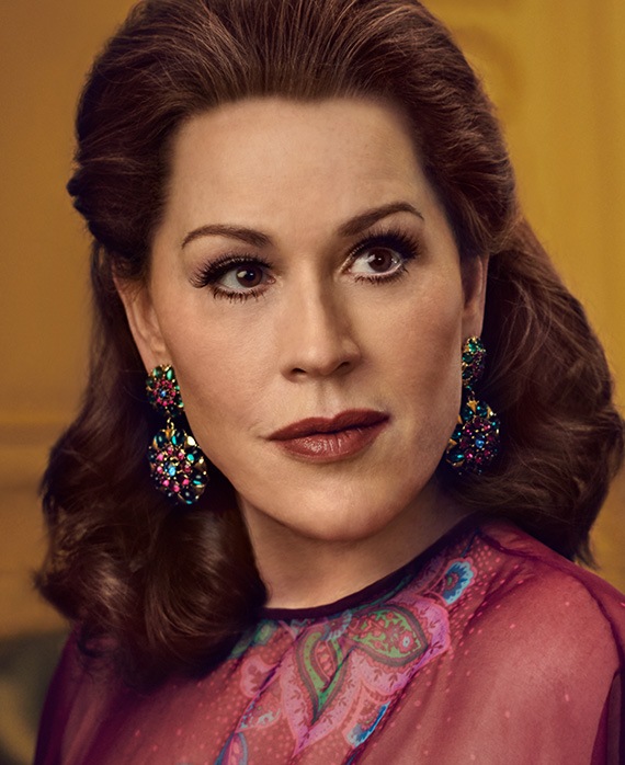 Molly Ringwald As Joanne Carson Feud On Fx