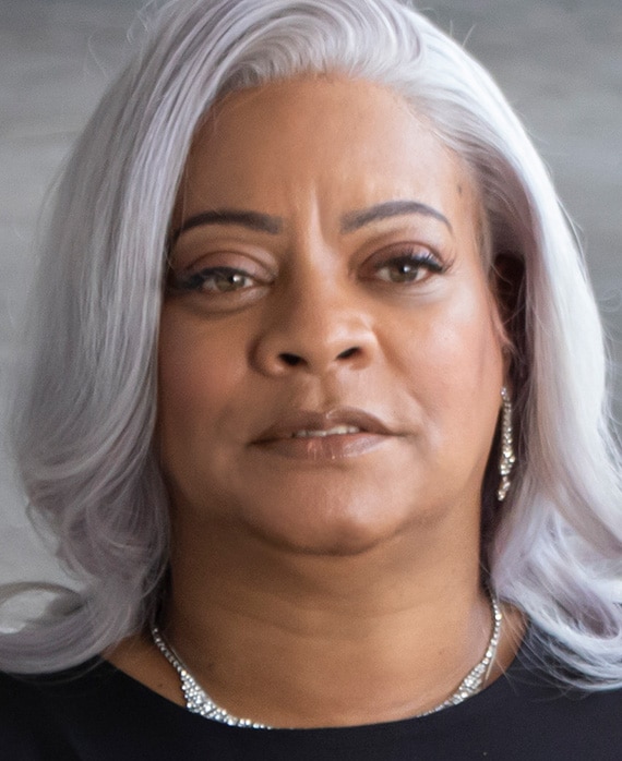 Debra Antney Headshot