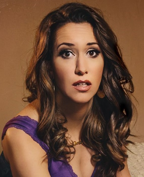 Rachel Feinstein Headshot