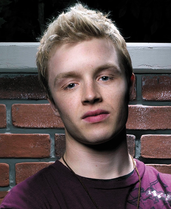 Noel Fisher as Cael Malloy The Riches on FX