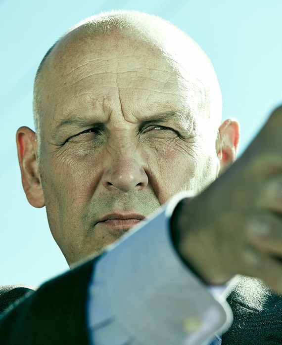 Nick Searcy Cast