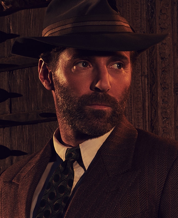 Alessandro Nivola Headshot