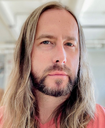 Stephen Neely Headshot