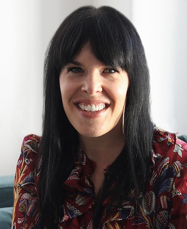 Alexis Martin Woodall Headshot