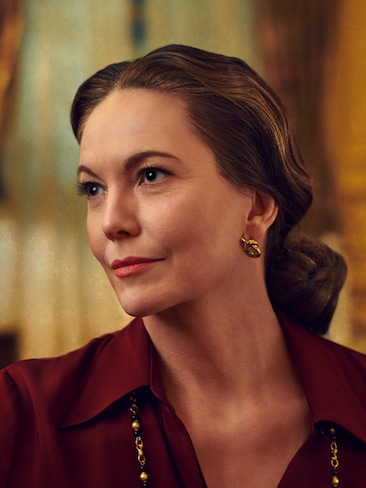 Diane Lane as Slim Keith in FEUD